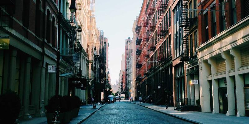 告别异味困扰：宠物寄养与美容必备的六款空气净化器与除臭剂深度测评